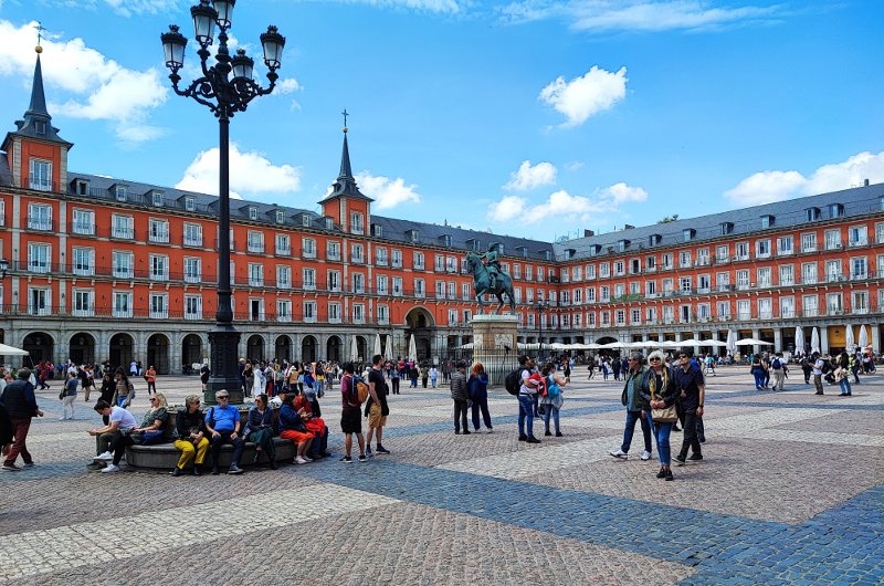 Plaza Mayor Madrid In Viaggio Con Ricky