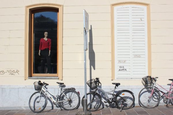 Biciclette parcheggiate nel centro di Lubiana