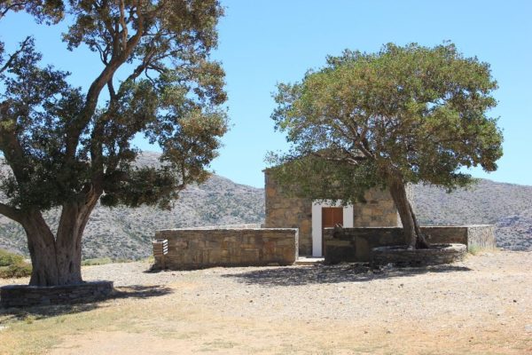 La chiesetta di Análipsis lungo la salita al monte Psilorítis a Creta