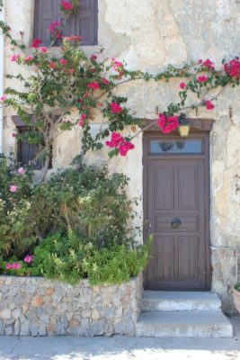 Il cortile interno del monastero di Préveli a Creta