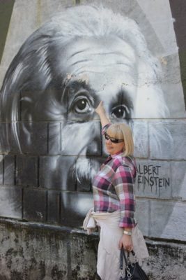 Il murales dedicato a Albert Einstein a Opatija