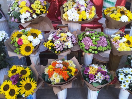 Il mercato dei fiori a Chişinău in Moldova