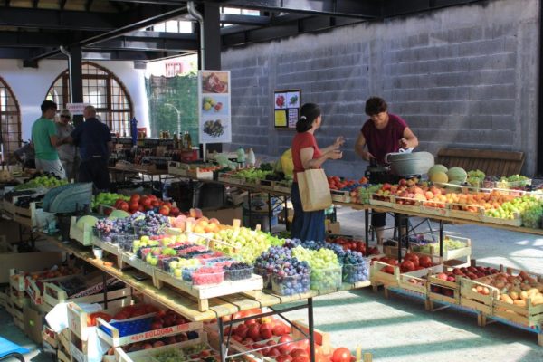 Mercato coperto Mostar frutta verdura