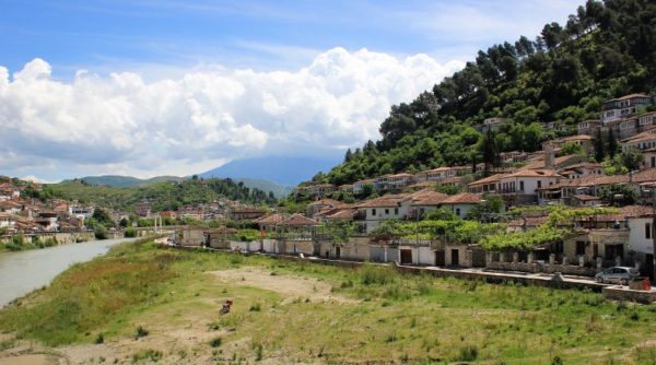 Panorama del quartiere di Gorica a Berat in Albania