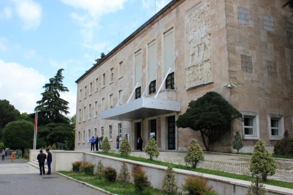 L'ex palazzo della Luogotenenza a Tirana