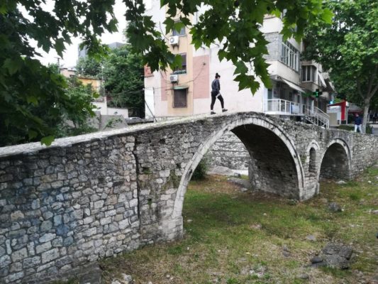 Il ponte dei Conciatori a Tirana