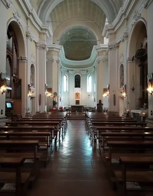 Interno chiesa parrocchiale di San Giacomo a Cesenatico