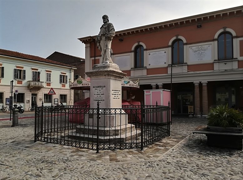 Monumento Garibaldi Cesenatico - In Viaggio Con Ricky