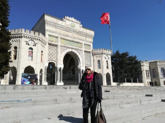 Ingresso dell'Università di Istanbul