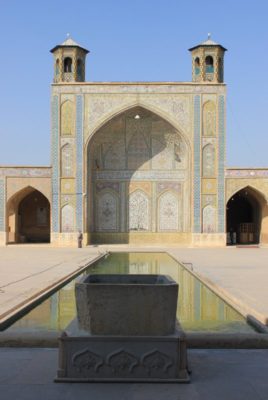 Cortile della Moschea Vakil a Shiraz Iran