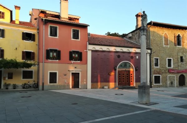 Piazza Carpaccio a Capodistria