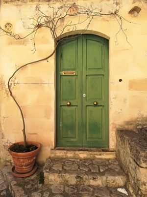 L'ingresso di una abitazione del centro storico di Matera