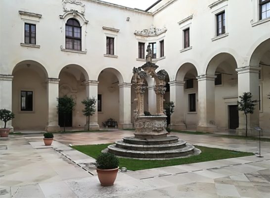 Il Chiostro del Seminario di Lecce