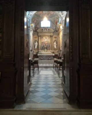 Ingresso al coro monastico della Chiesa di San Michele Arcangelo a Badia Passignano Toscana