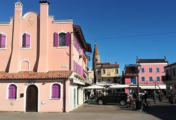 Piazza Papa Giovanni XXIII a Caorle