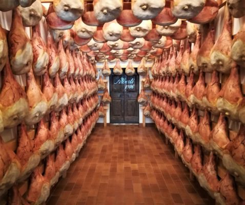 La galleria storica presso La Casa del Prosciutto Alberti 1906 a San Daniele del Friuli