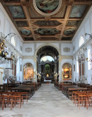 L'interno del duomo di San Giorgio a Pirano in Slovenia