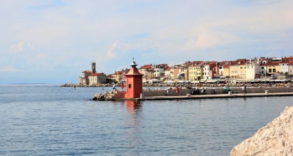 Panorama di Pirano dal lungomare