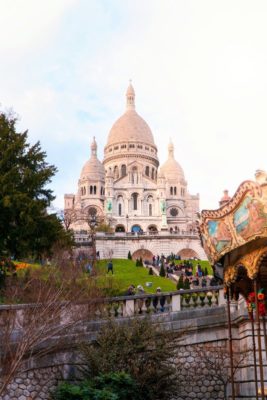 La Basilica del Sacro Cuore a Montmartre Parigi