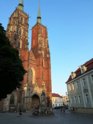 La facciata della Cattedrale di San Giovanni Battista a Breslavia