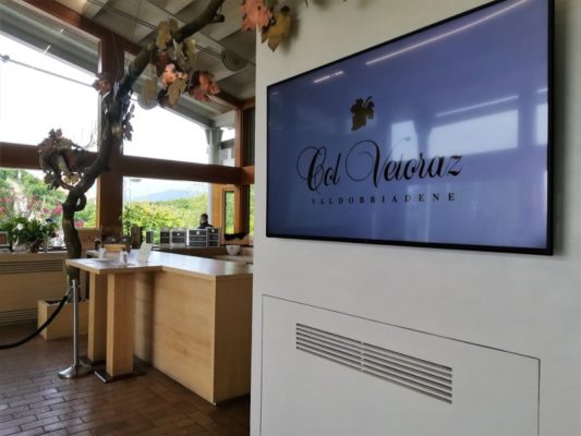 La sala degustazione della cantina Col Vetoraz Spumanti