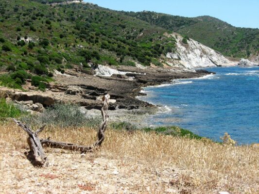 Costa nei pressi di Capo Malfatano nella Sardegna delSud