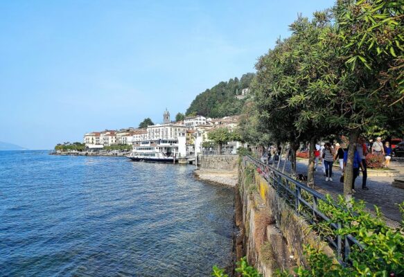 Lungolago Europa in Bellagio. Como Lake