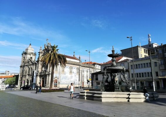 Praça de Gomes Teixeira ad Oporto