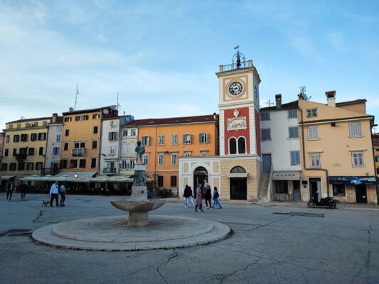 La Torre dell'Orologio a Rovigno