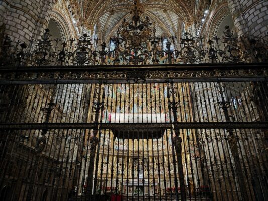 L'altare maggiore della Cattedrale di Toledo