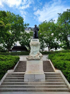 La statua di Francisco Goya a Madrid