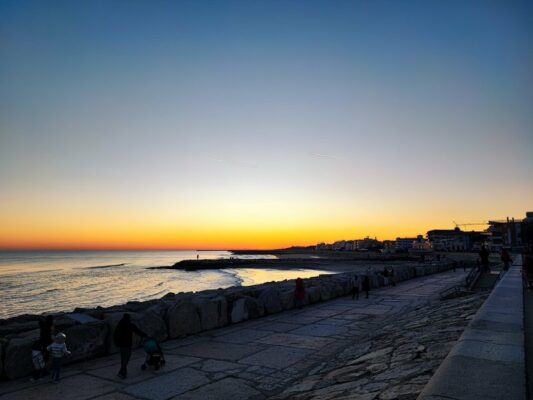 Tramonto sul lungomare di Caorle