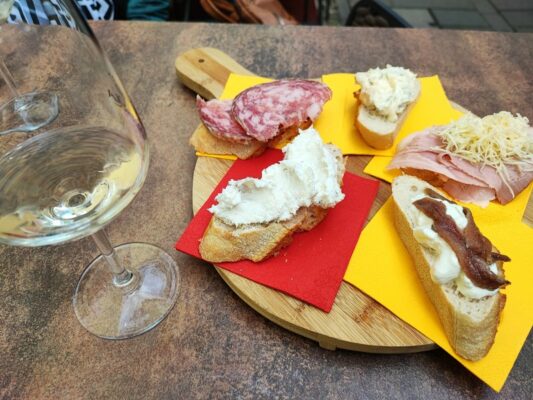 Aperitivo e cicchetti all'osteria Ai Ciclisti di Portogruaro