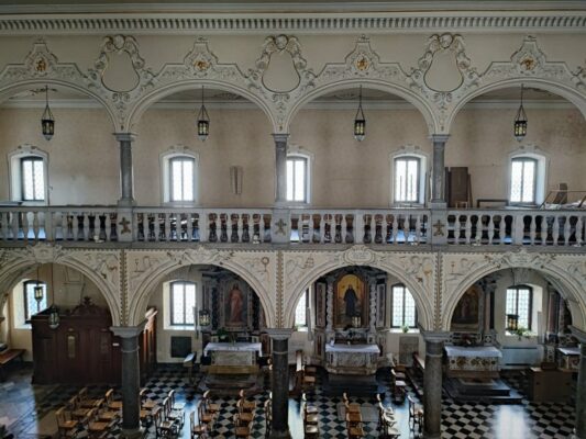 L'interno della Cattedrale dei Santi Ilario e Taziano a Gorizia