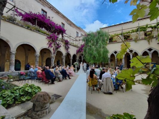 Il chiostro della chiesa di San Francesco a Sorrento