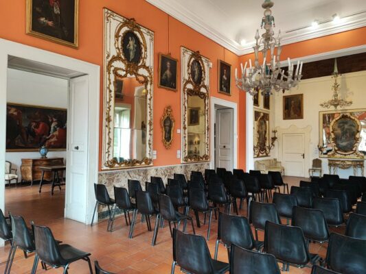 La sala degli Specchi al Museo Correale di Terranova a Sorrento